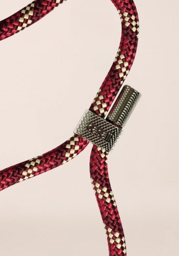 Casall Braided Yoga Carry Strap - Rasberry / Beige