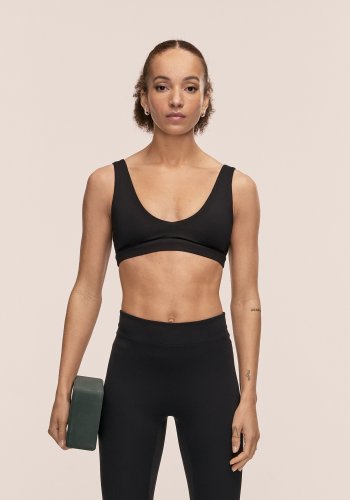 Casall Soft Touch Padded Sports Bra - Black