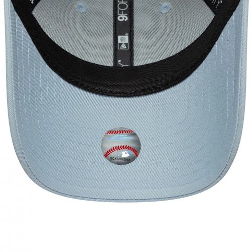 New Era Women's 9Forty LA Dodgers MLB Metallic Logo Cap - Pastel Blue