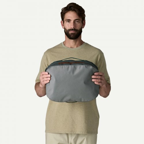Patagonia Black Hole Cube 14L - Black / Black