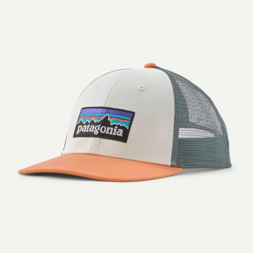 Patagonia P-6 Logo Lopro Trucker Hat - White / Peach Sherbet