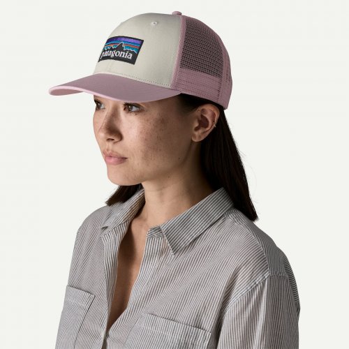 Patagonia P-6 Logo Trucker Hat - White / Quiet Violet